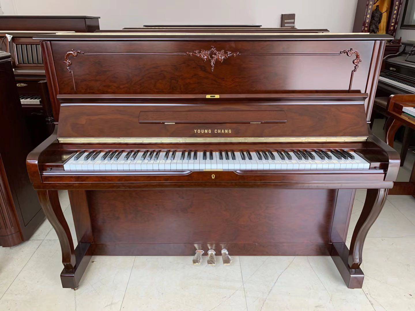 钢琴全球特价进口韩国英昌121c钢琴