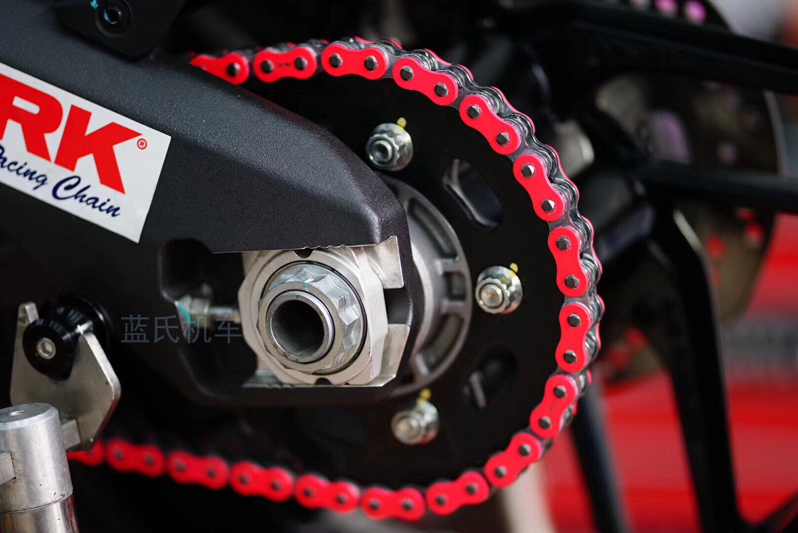 摩托车rk油封链条赛道专用竞技传动红色绿色链条