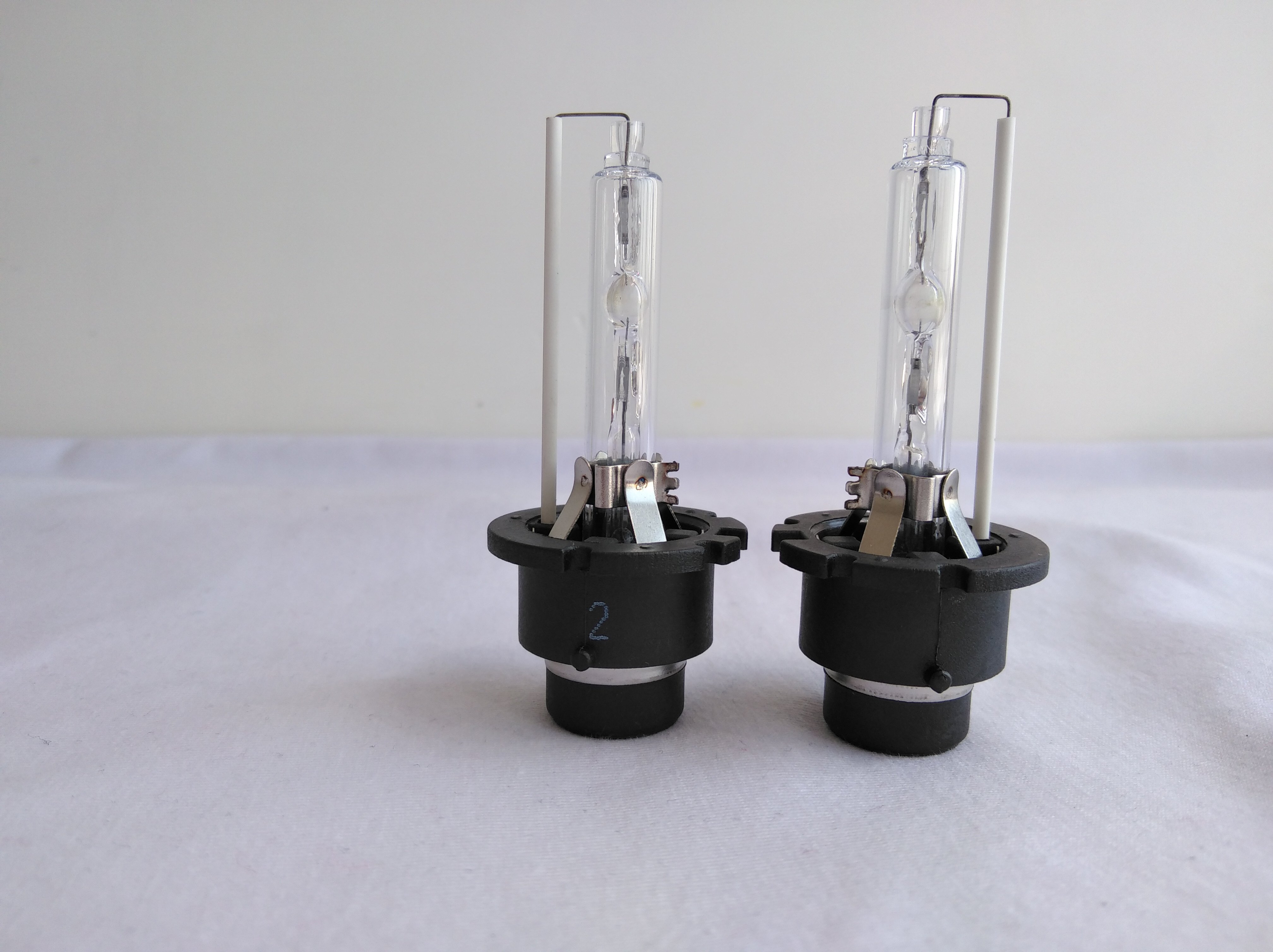 d4sd4cd4r灯泡hid氙气灯泡专用凯美瑞锐志雷克萨斯es35055w