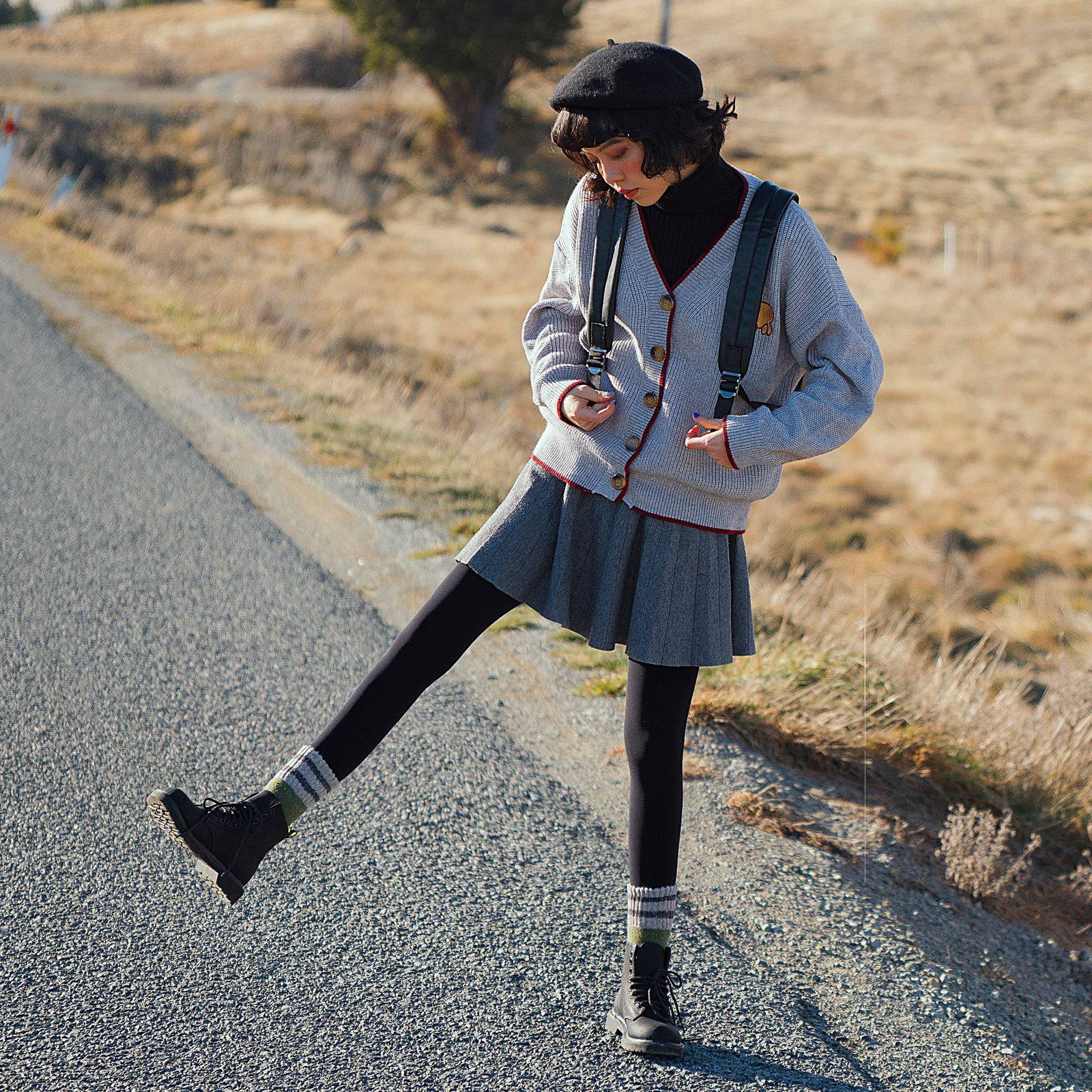 长筒袜子女秋冬季中筒袜毛圈加绒加厚保暖羊毛袜日系韩国条纹袜潮