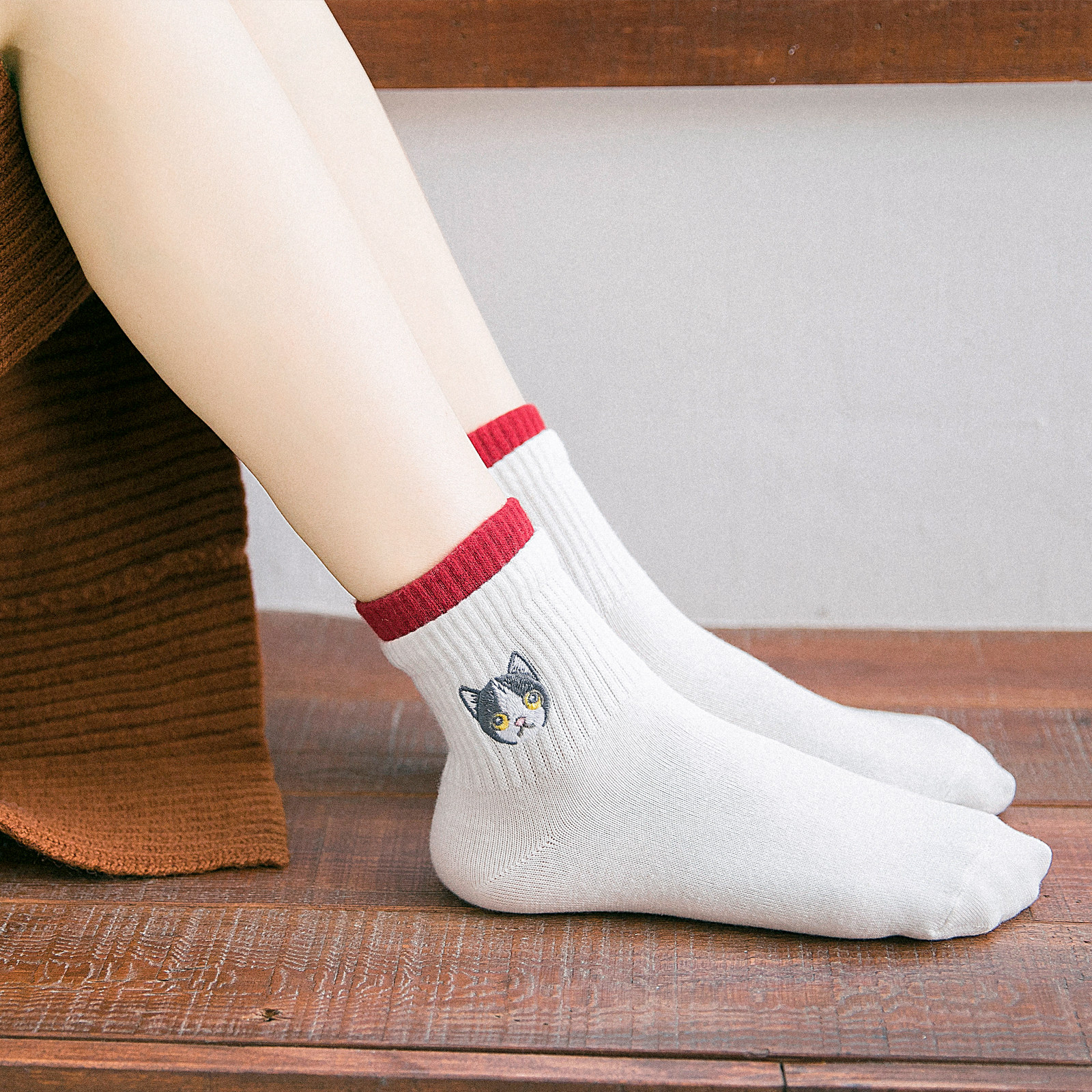 袜子女中筒袜韩版女生全棉可爱日系短袜