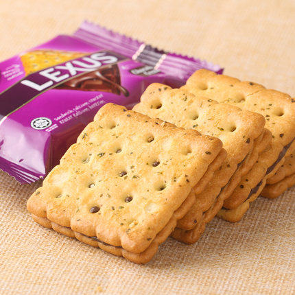 马来西亚进口lexus夹心饼干 马奇新新巧克力黄油饼干190g*3包零食