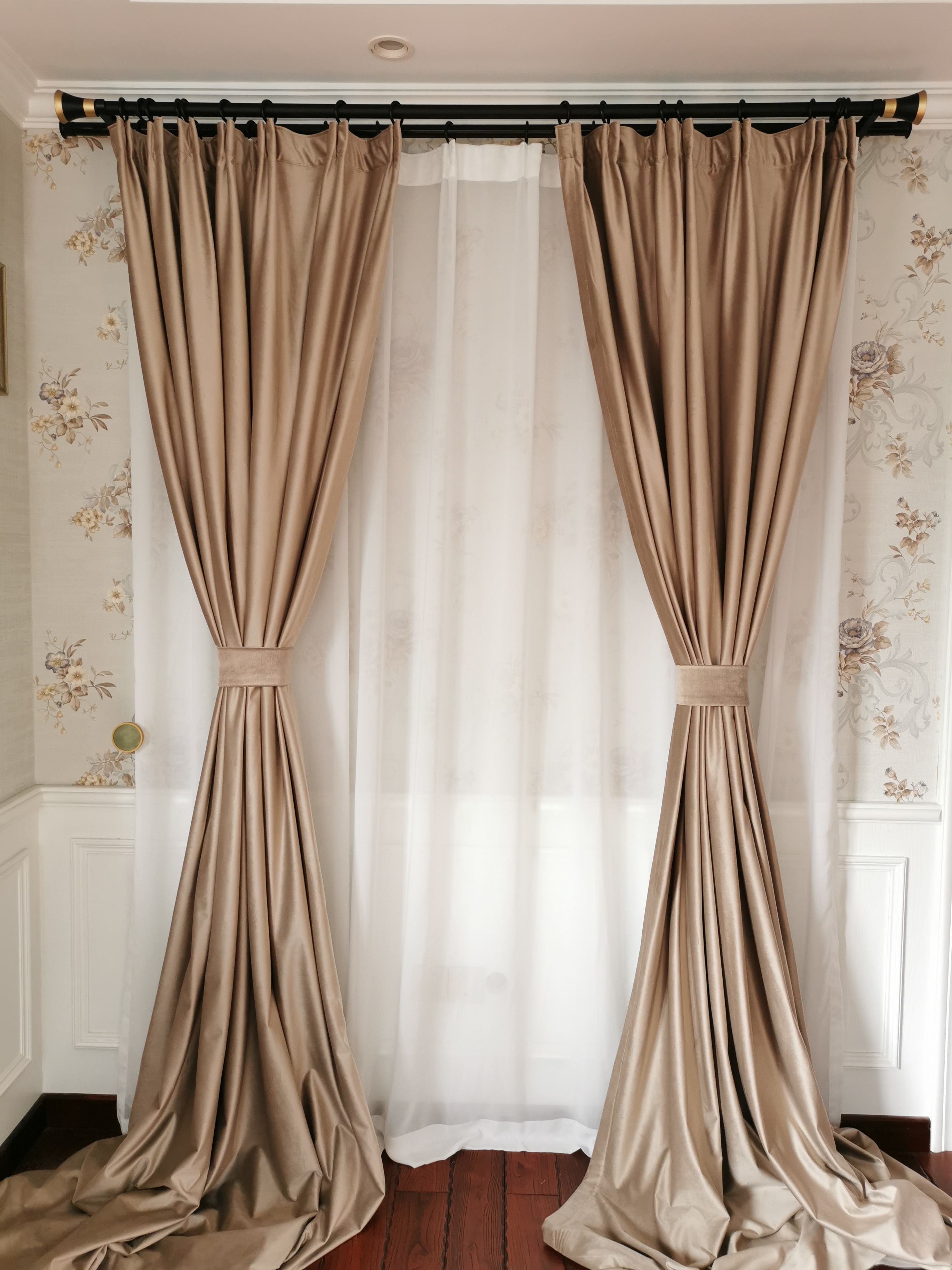 奶茶茶色香槟遮光天鹅绒窗帘现代简约美式轻奢别墅定制窗帘