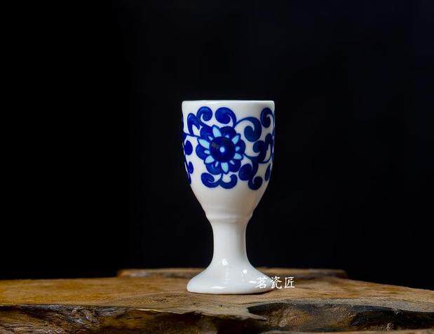 酒杯景德镇青花瓷20ml毫升烈酒陶瓷高脚杯小白10个酒杯