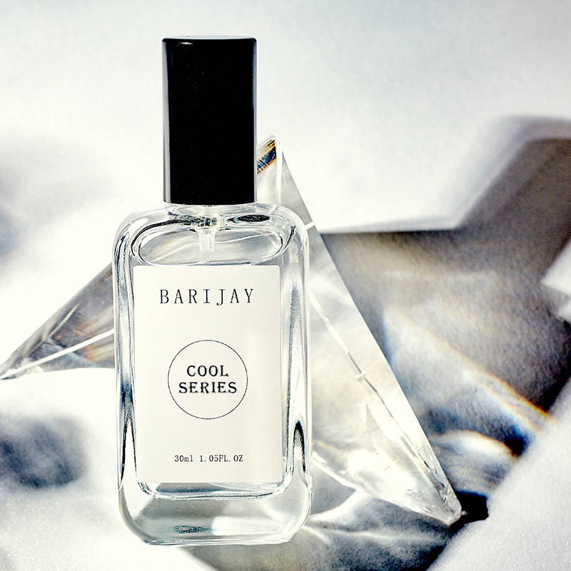 纯净冷冽冰山融化银色山泉雪山山高冷贵族少年香水