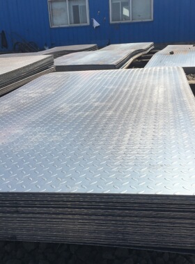 热镀锌防滑铁板镀锌压花铺路花纹板