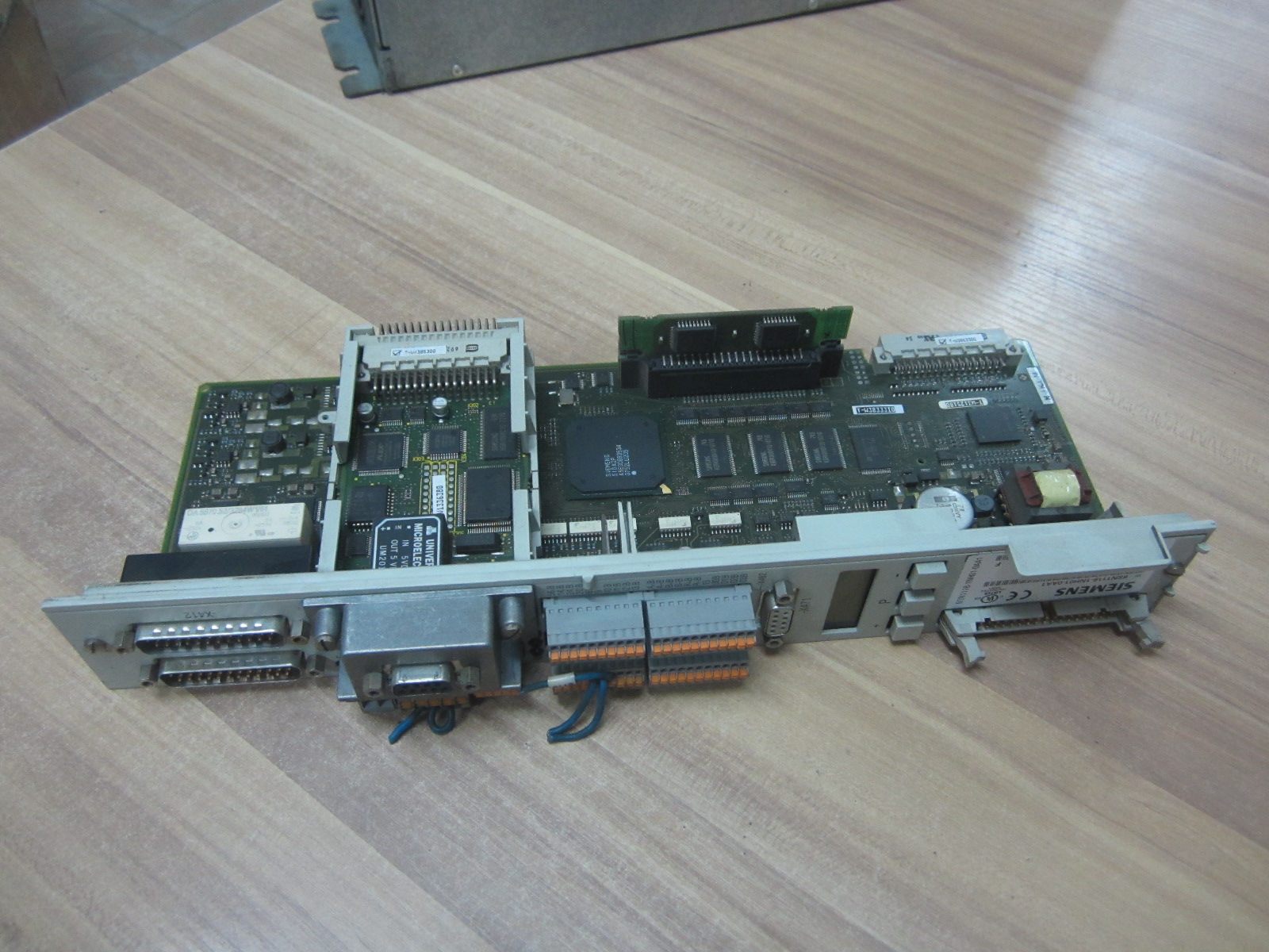 原装西门子伺服驱动器 轴卡 6sn1118-1nh01-0aa1 成色九成 包好