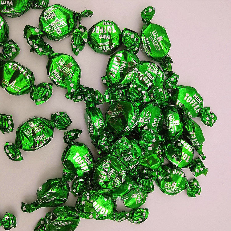 2件包邮 英国进口沃尔克斯薄荷味太妃糖果进口软糖拖肥糖散称半斤