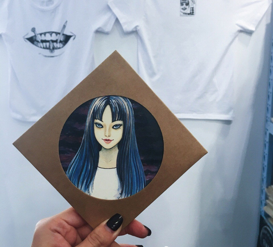 伊藤润二恐怖ar展人头气球富江漩涡双一溶解教室恐怖重层周边徽章