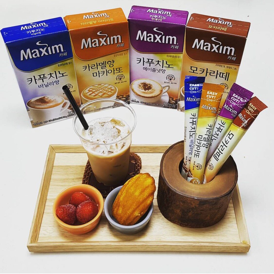 韩国进口maxim麦馨焦糖玛奇朵香草榛子摩卡速溶三合一咖啡盒装