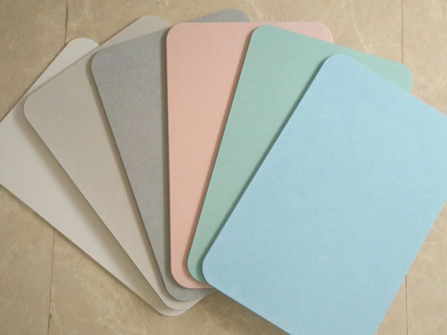 工厂直销硅藻土吸水脚垫日本台湾硅藻浴室防滑地垫