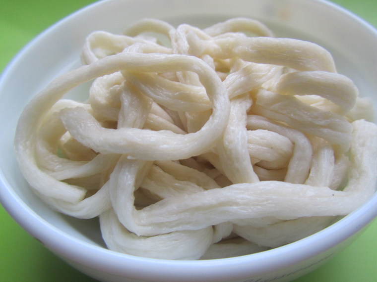 甘肃天水特产小吃天水牛筋面天水呱呱面皮真空包装6袋包邮