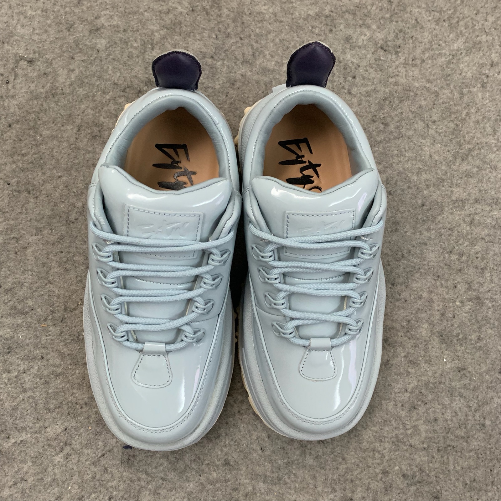 美国采购新品eytys浅蓝色光面厚底女运运动运动休闲单鞋