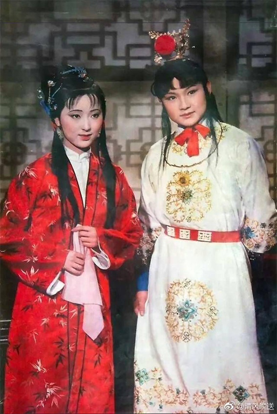 经典87版红楼梦林黛玉贾宝玉同款影视古装女戏曲舞台小姐演出服装