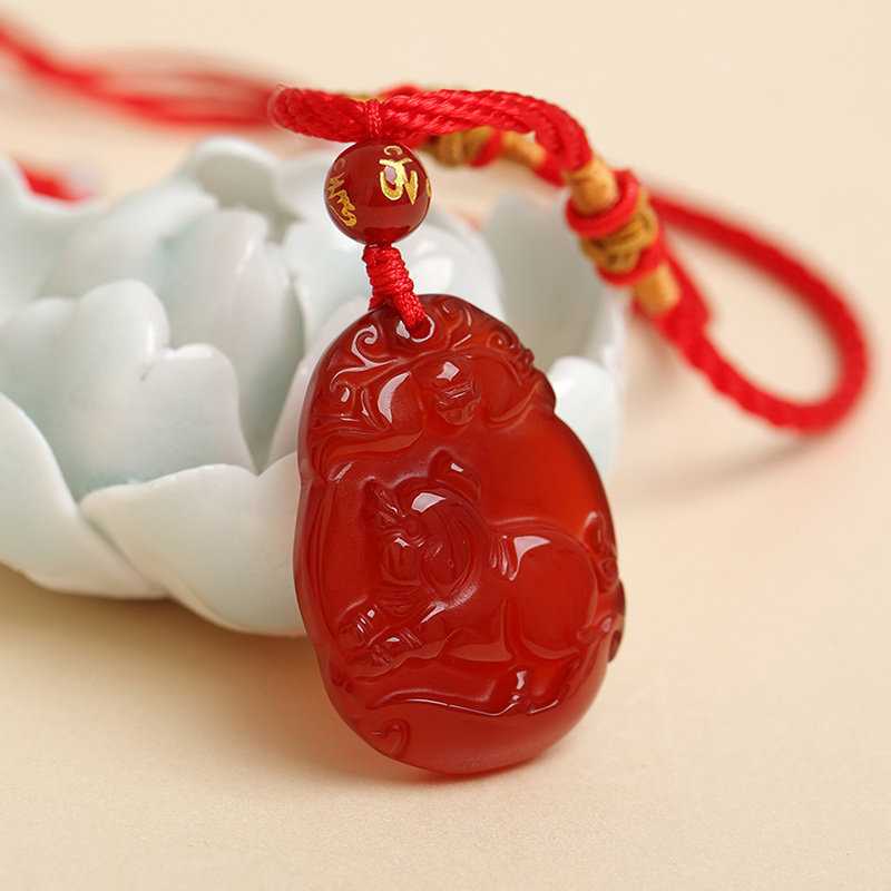 玛瑙十二生肖鼠牛龙蛇马羊猴鸡狗猪玉吊坠项链项坠