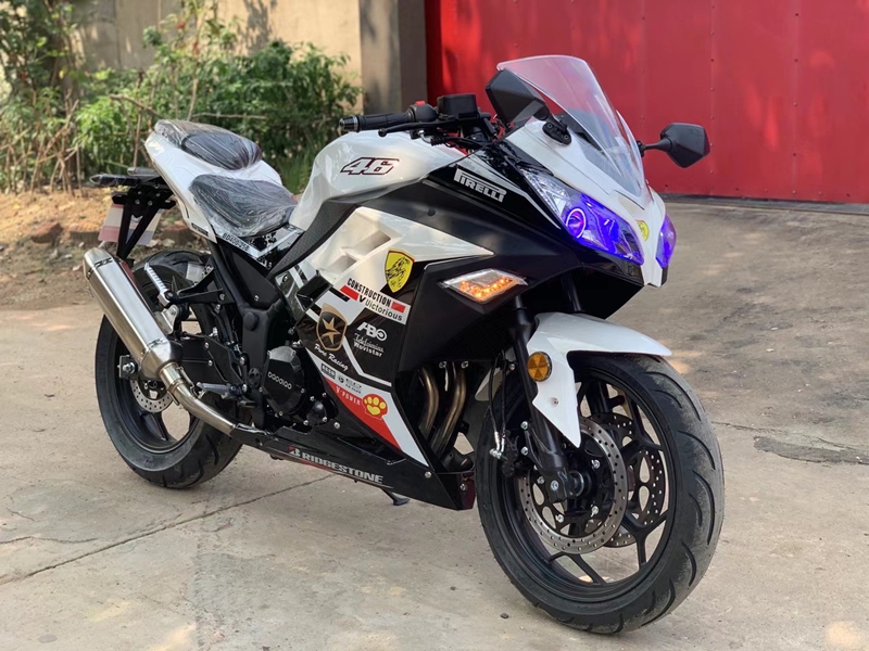 全新川崎小忍者双杠电喷水冷摩托车地平线400cc跑车趴赛机车上牌