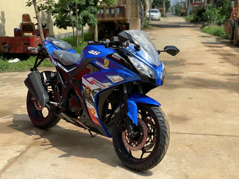 川崎小忍者水冷400cc电喷摩托车跑车地平线双缸趴赛重机车可上牌