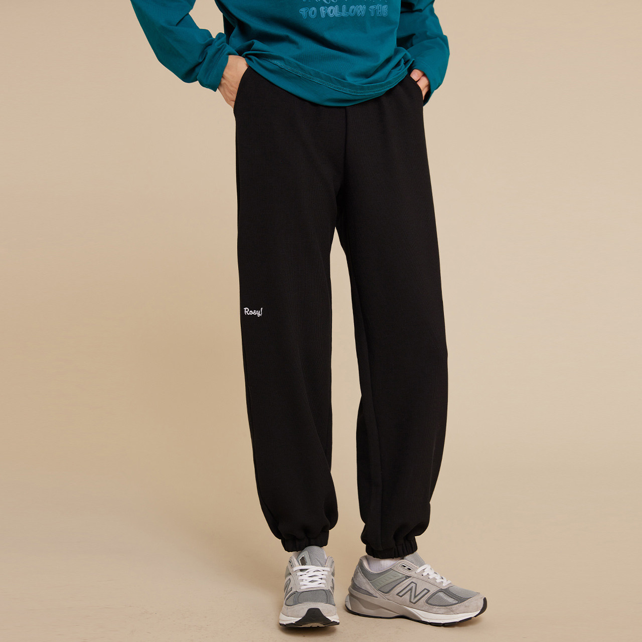 灰色卫裤秋季裤子子女2022新款时尚束脚休闲运动卫裤