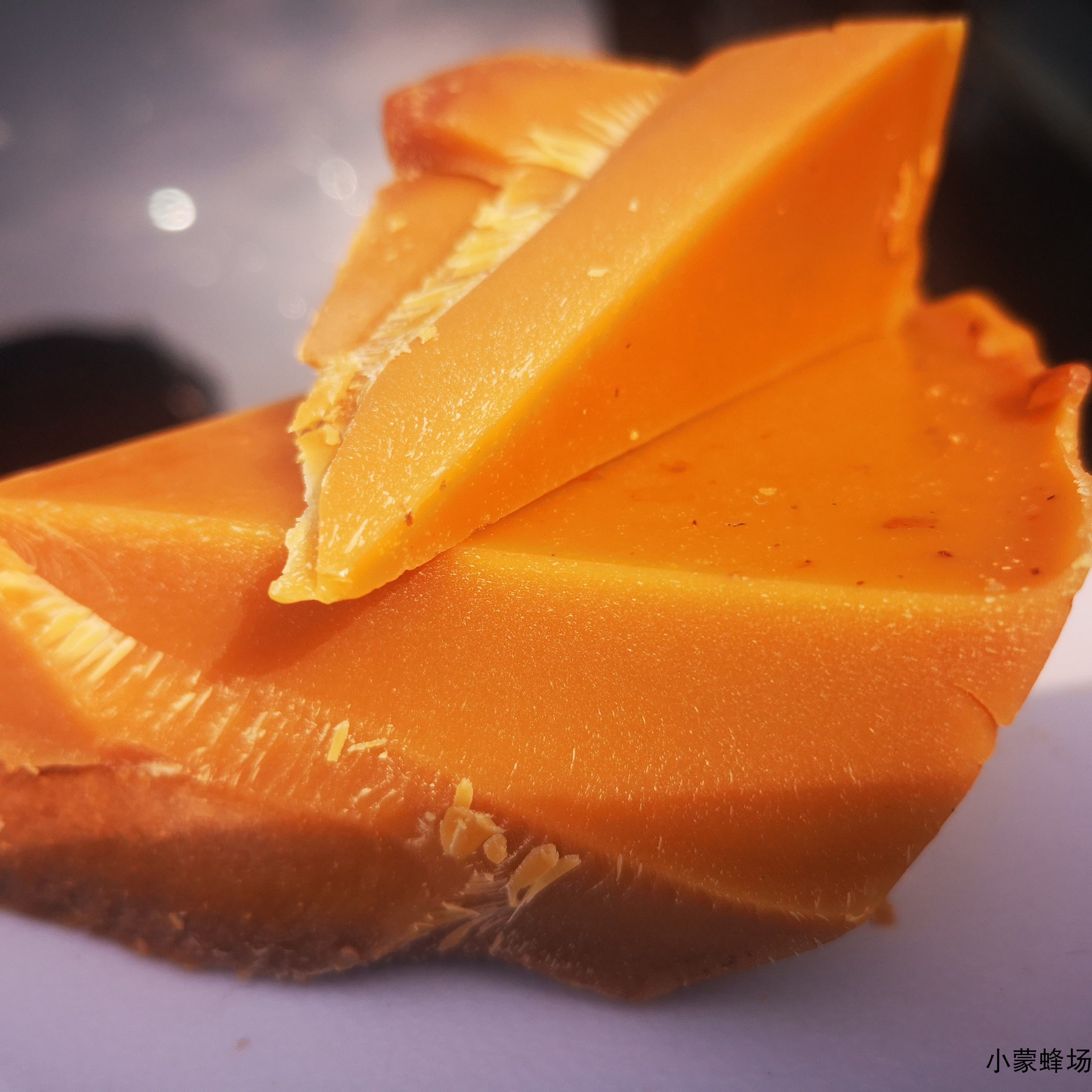 蜂蜡diy手工唇膏蜡食用蜂巢融化固体蜡土蜂巢蜂脾熬土蜡200g