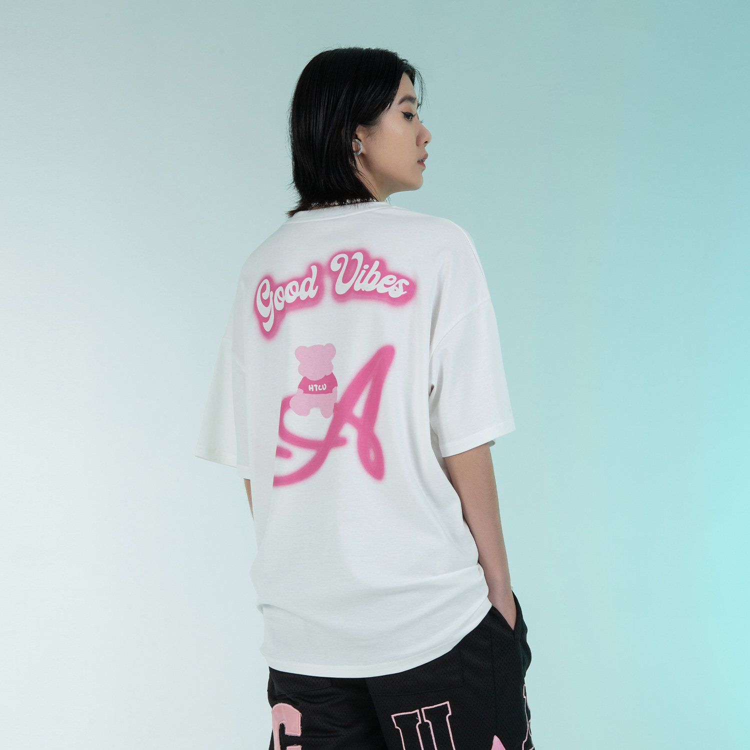 htcu虚幻卡通小熊印花短袖宽松休闲情侣潮牌t恤