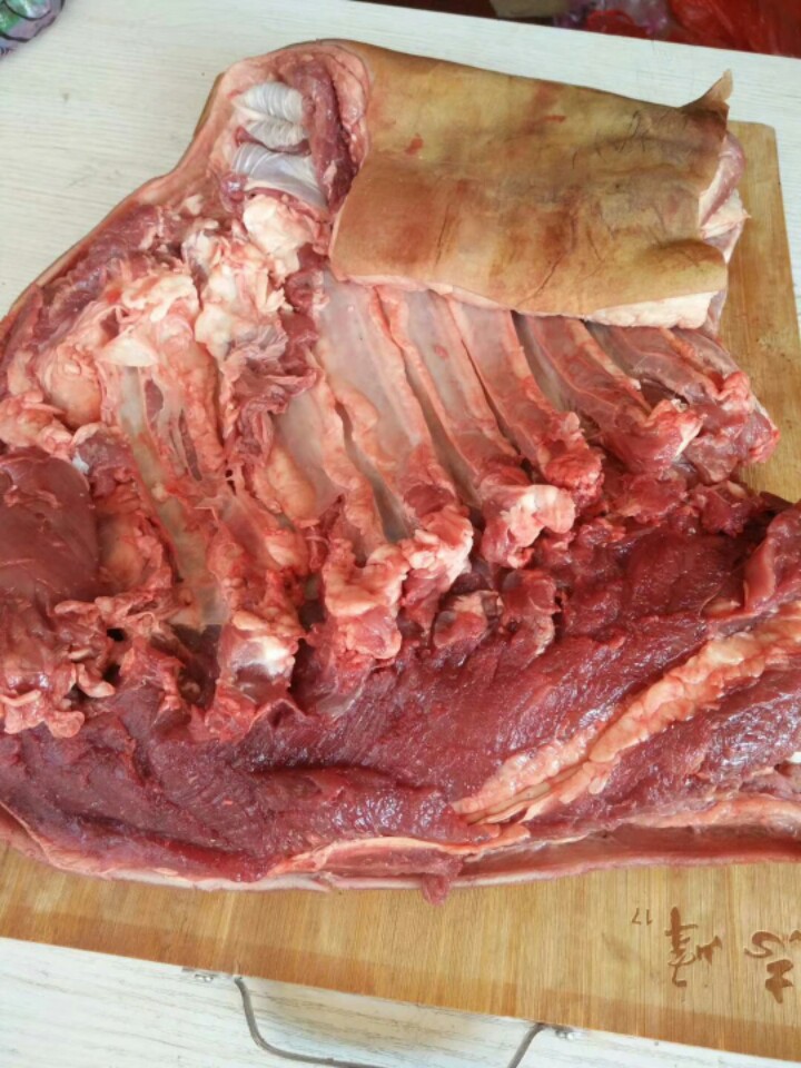 牛肉带皮农家散养现杀生鲜土黄新鲜小黄牛腩生牛肉