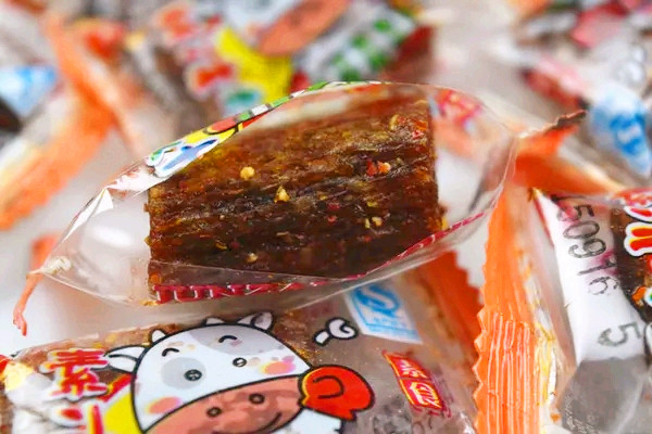 大刀肉君仔斗牛士两包包邮火爆鸡筋各种辣条系列土特产