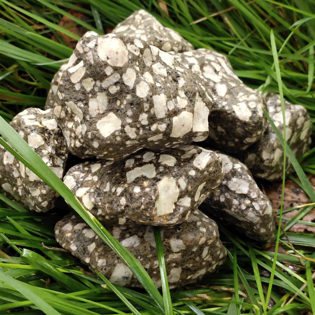 天然麦饭石原石颗粒净水滤水器家用烧水水族过滤滤水器