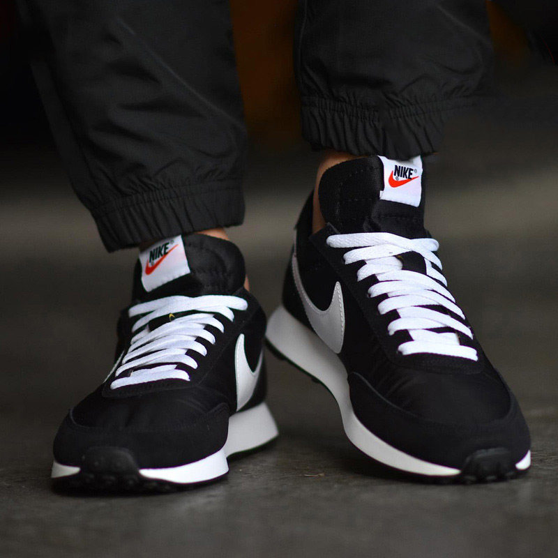 nike耐克男鞋春秋秋季新款复古阿甘鞋黑白色运动休闲鞋