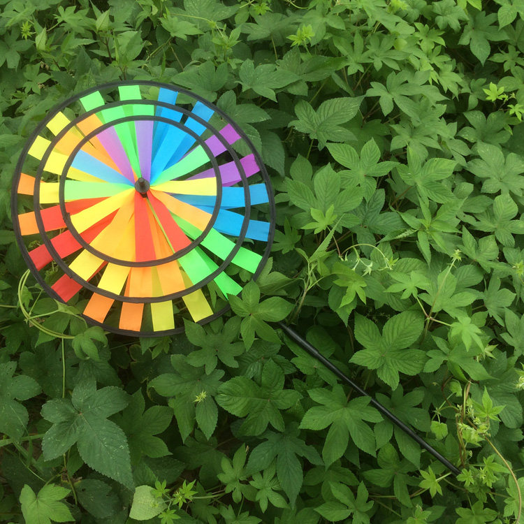 出口韩国三层彩虹七彩风车儿童玩具户外圆形布艺风车风车