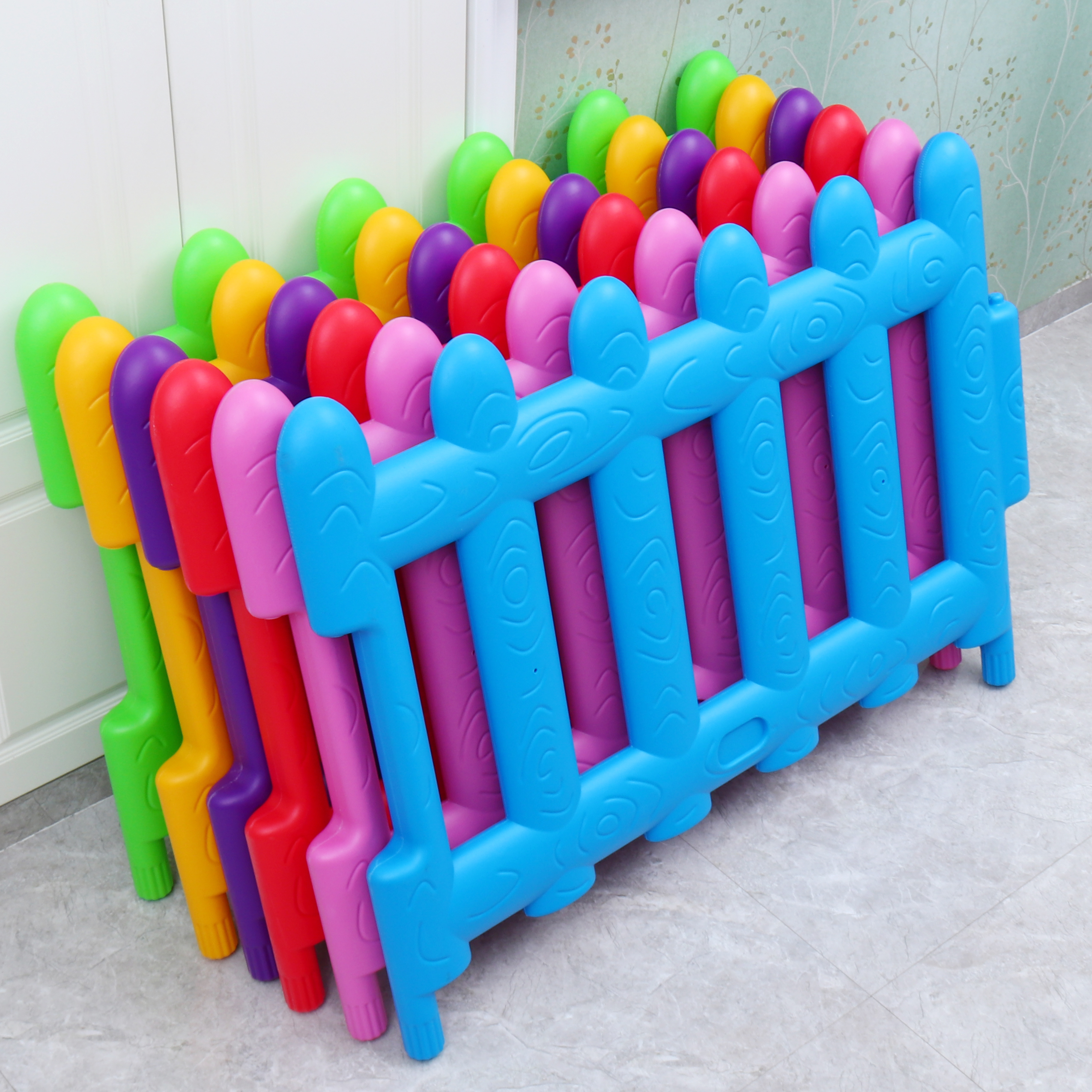 围栏游乐园多角度篱笆塑料栅栏门跨游戏儿童栏杆游戏围栏