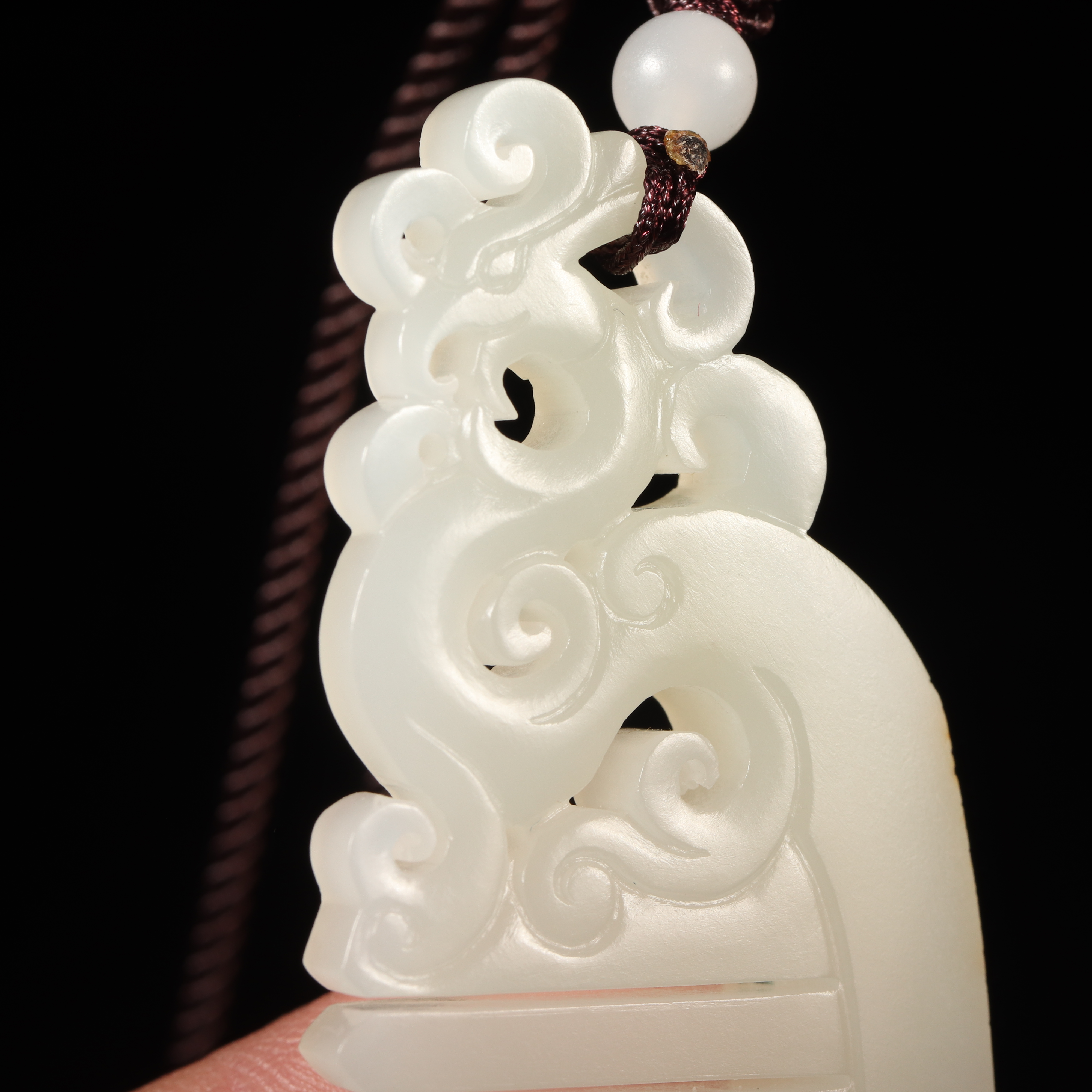 在售仿古凤玉正宗新疆和田白玉籽料原石吊坠颈饰