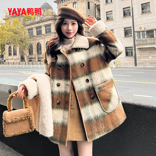 鸭鸭羽绒服女2025冬新品中长款时尚百搭舒适拼接翻领鸭绒保暖C