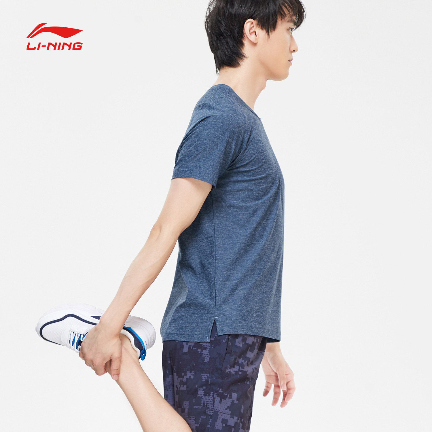 李宁短袖t恤男士训练系列休闲圆领男装针织上衣运动服 - 李宁官方网店