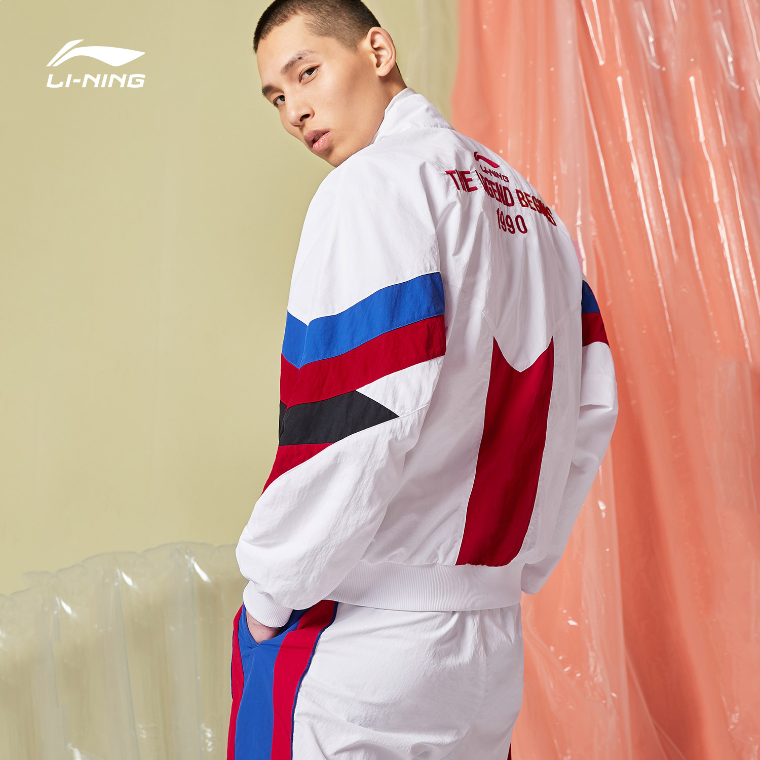 中国李宁巴黎时装周走秀系列夹克立领宽松时尚运动茄克