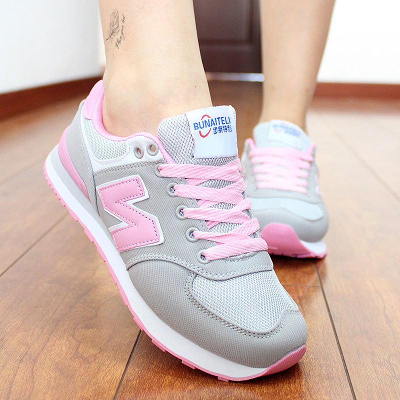 百搭新款运动鞋女透气平底休闲阿甘鞋秋冬季泡沫底学生情侣跑步鞋