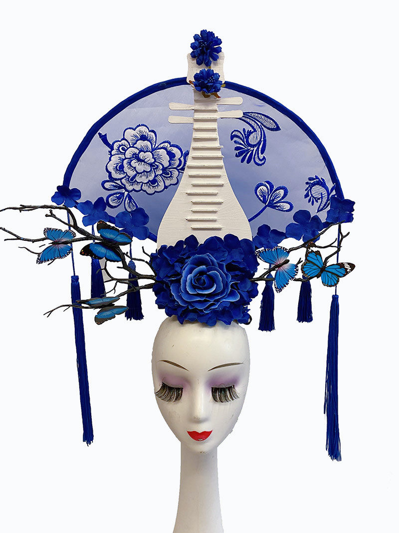 中国青花瓷头饰走秀模特比赛夸张彩妆造型国潮头饰