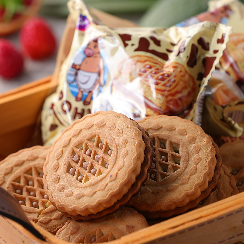 俄罗斯奶牛饼干巧克力康吉konti炼乳夹心早餐休闲夹心饼干