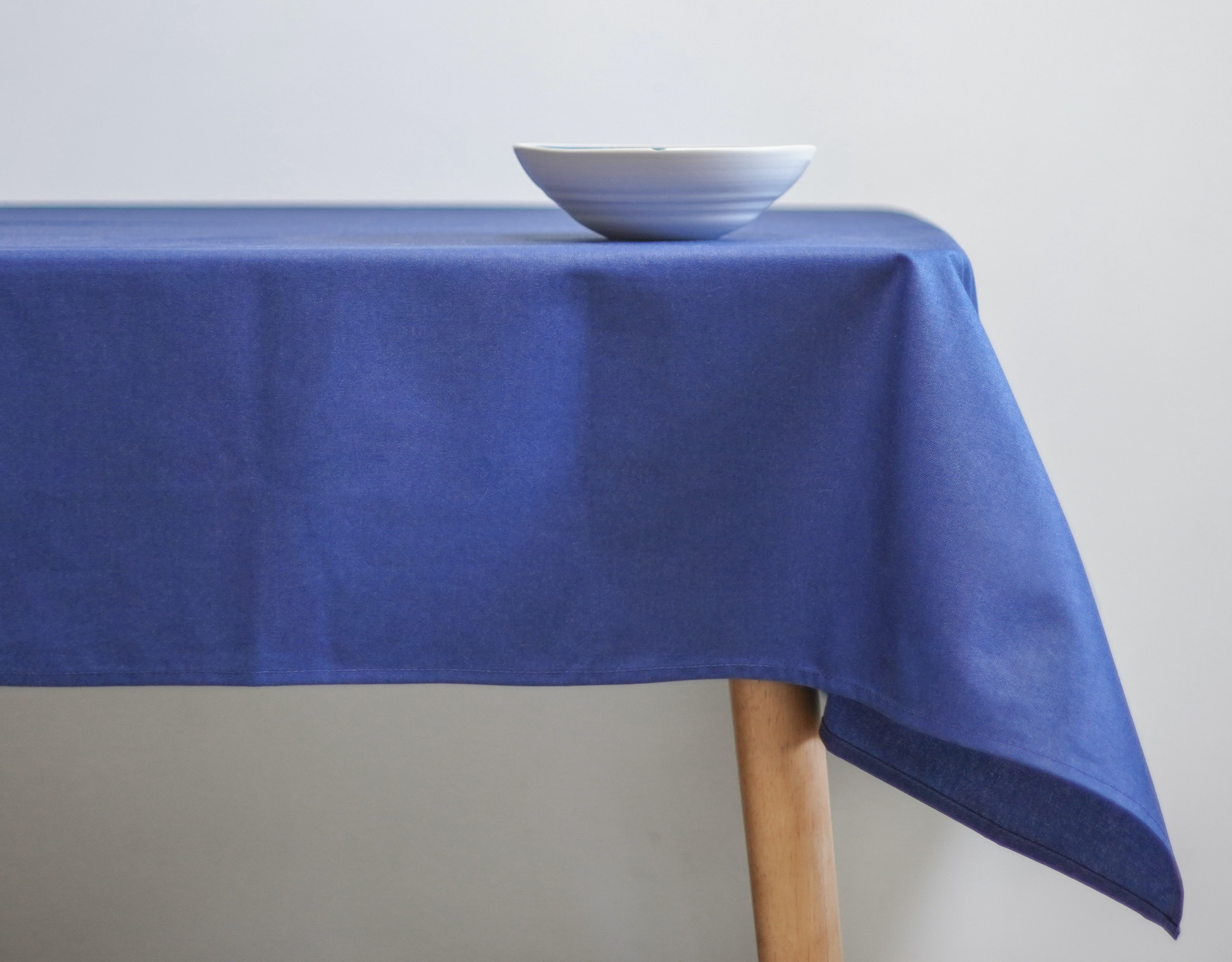 girones西班牙进口复古纯棉深蓝色简约防水防油餐桌布桌布