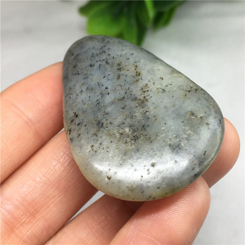 好型点墨青花花籽手玩件新疆和田青花玉籽料原石珠宝奇石