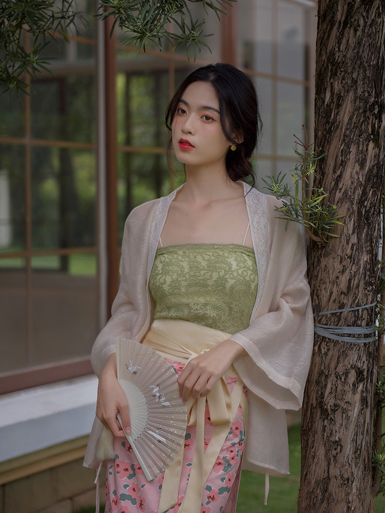 南风谷三件开衫汉元素国风片式一片宋制旋汉服女改良时尚套装