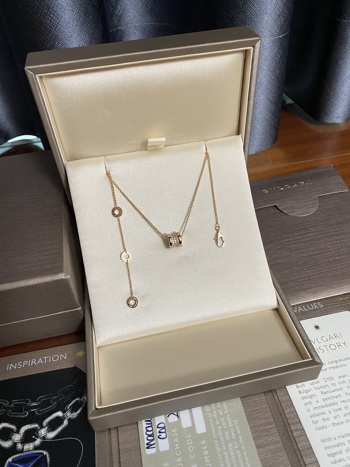 bvlgari宝格丽b.zero1玫瑰小蛮腰满钻石钻石项链项链