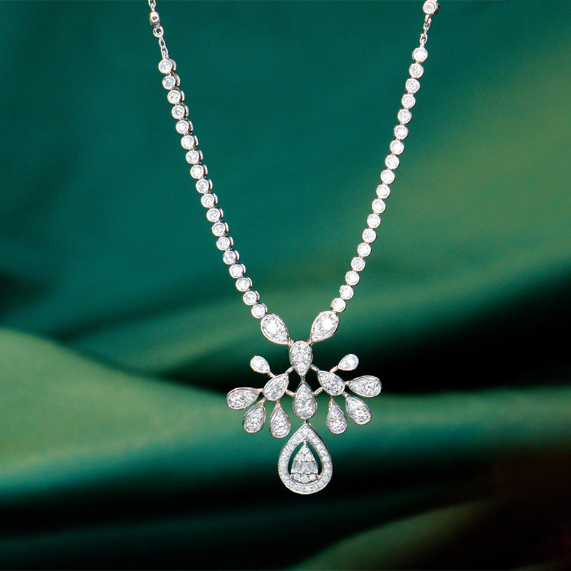 水滴钻博士18k钻石项链套链镶石11克拉优雅气质颈饰