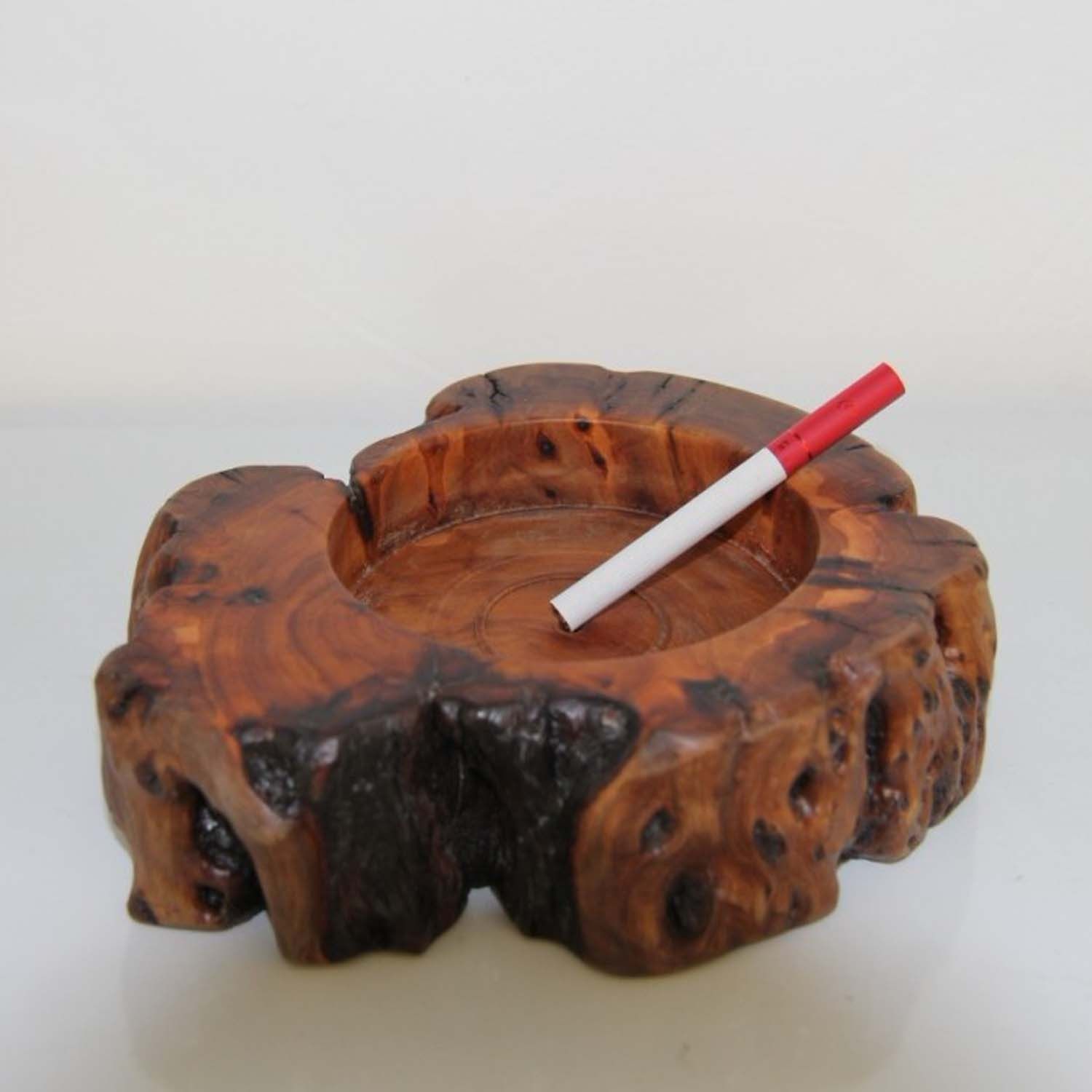 枣木烟灰缸烟具百年田园工艺品家居摆件装饰根雕
