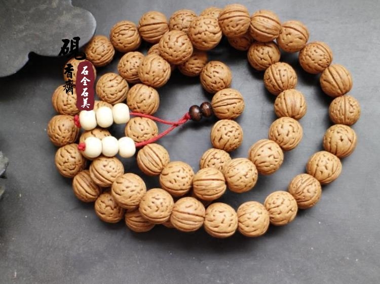 54颗不等纯野生山桃核项链文玩核桃手串手持车挂小桃核项链