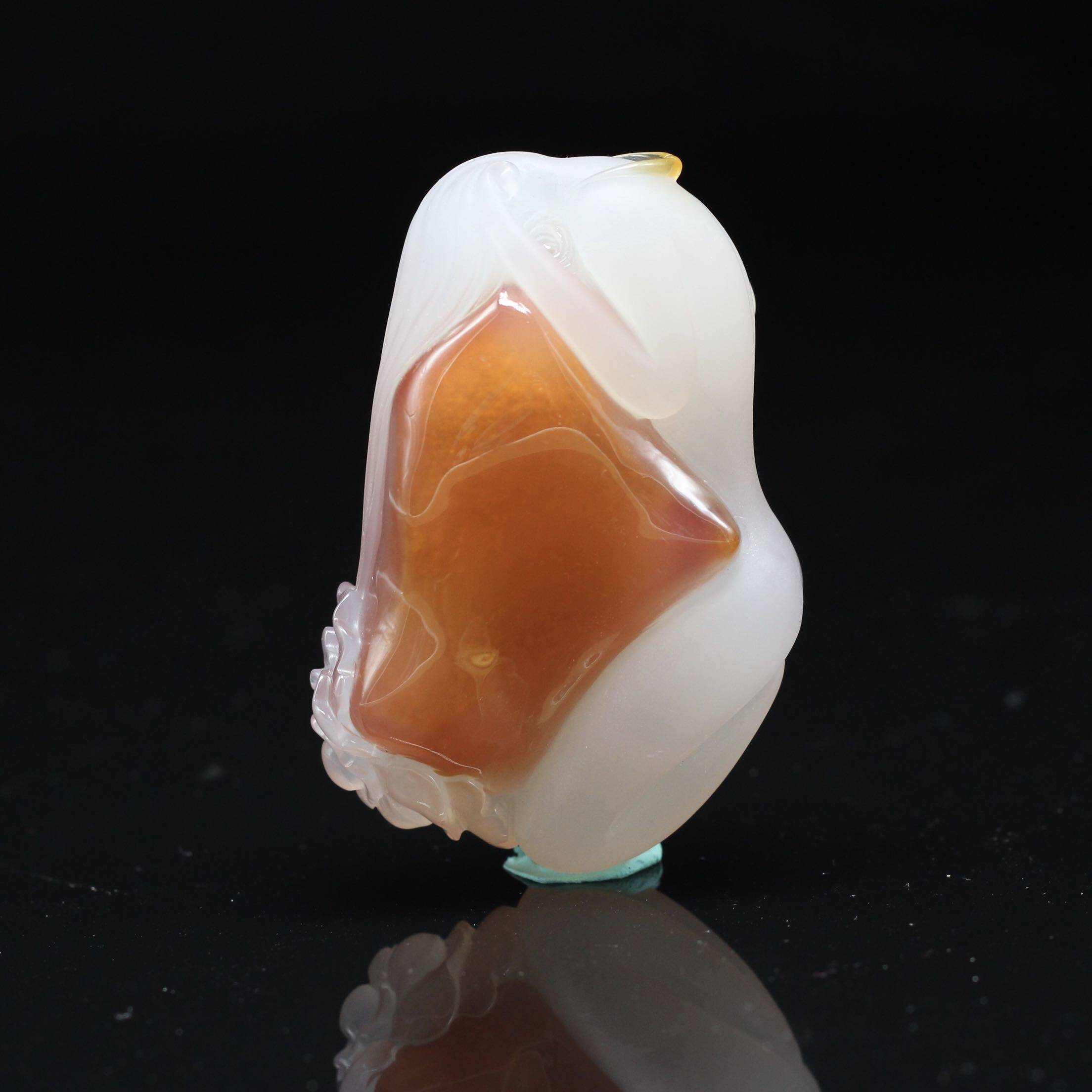 磊鑫缘纯天然马料水胆玛瑙美女送礼收藏摆件手玩件摆件