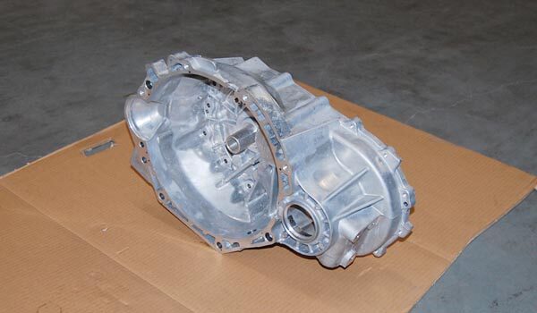 奇瑞a3瑞虎瑞麒g34g16发动机qr525变速箱大壳变速箱