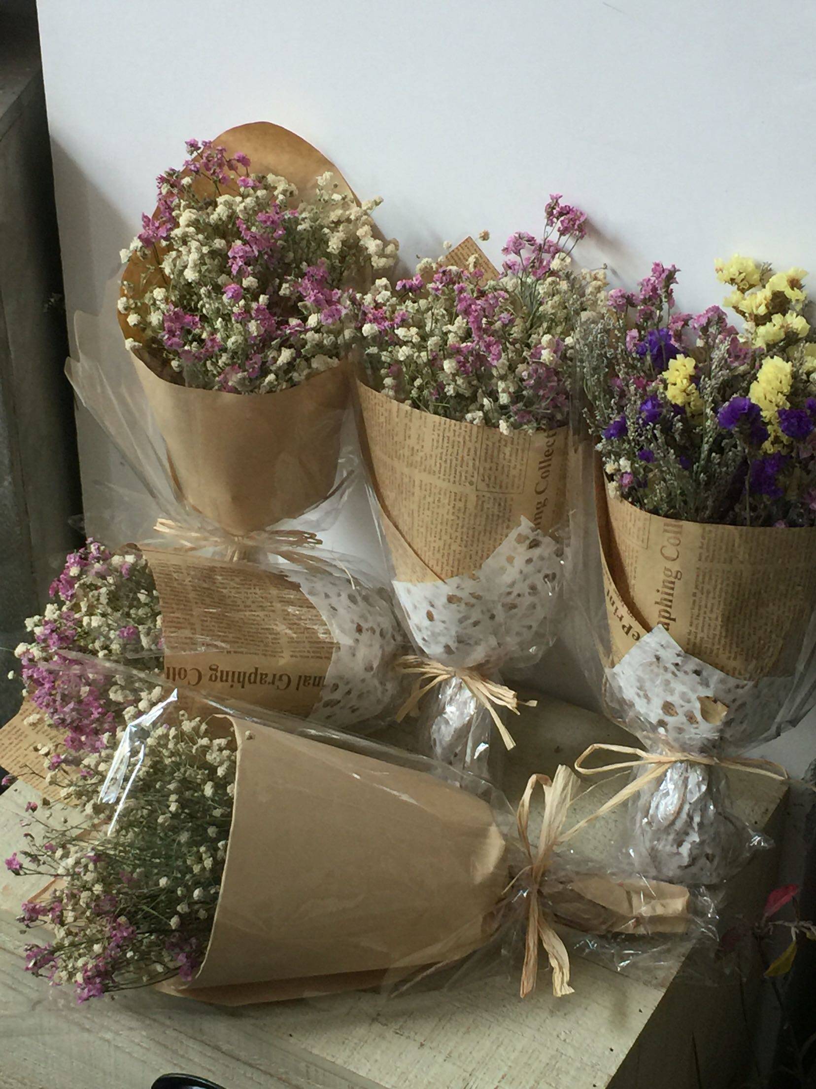 干花云南真花满天星水晶牛皮纸花束情人生日闺蜜干花