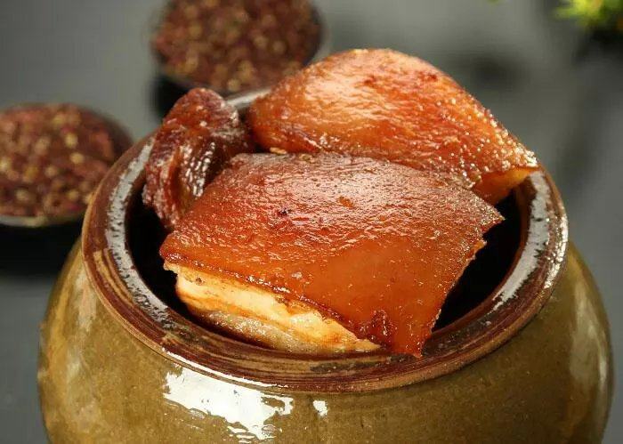 坛子四川汉源桦楠皇木放养山猪特产产油坛肉猪肉类