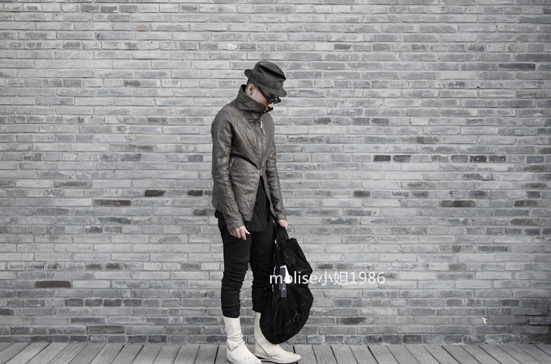 molise暗黑先锋皮王殿堂龙骨手工缝制椎钉褶皱皮衣