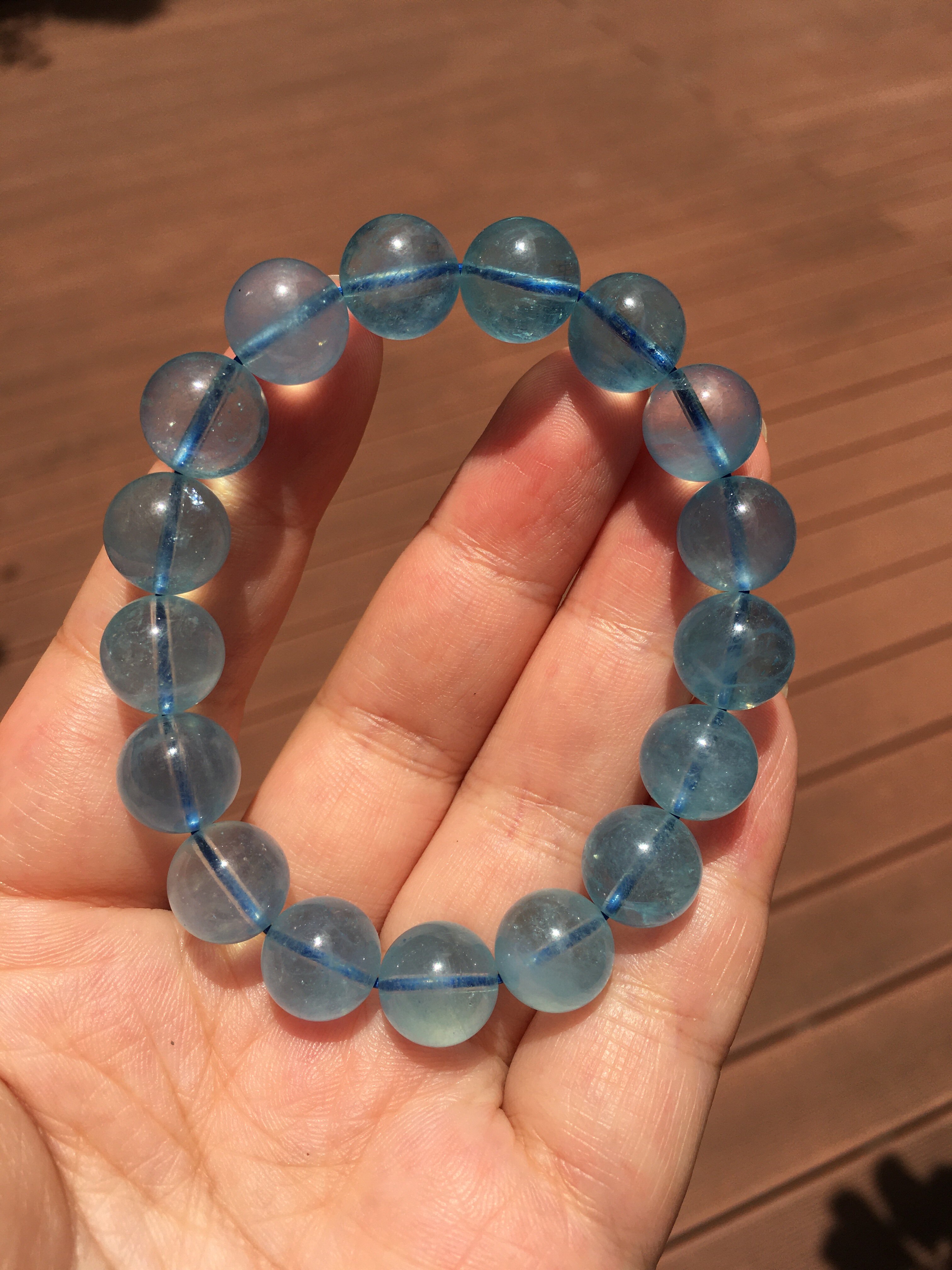 天然时尚原矿爆闪云母片晶体干净通透湖水色大珠手链